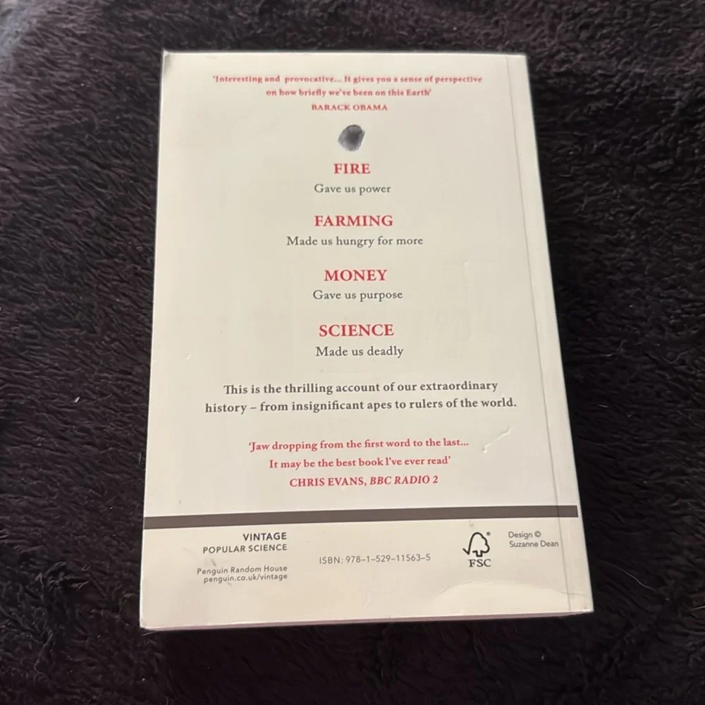 Sapiens A Brief History of Humankind by Yuval Noah Harari Book - Picture 3 of 3